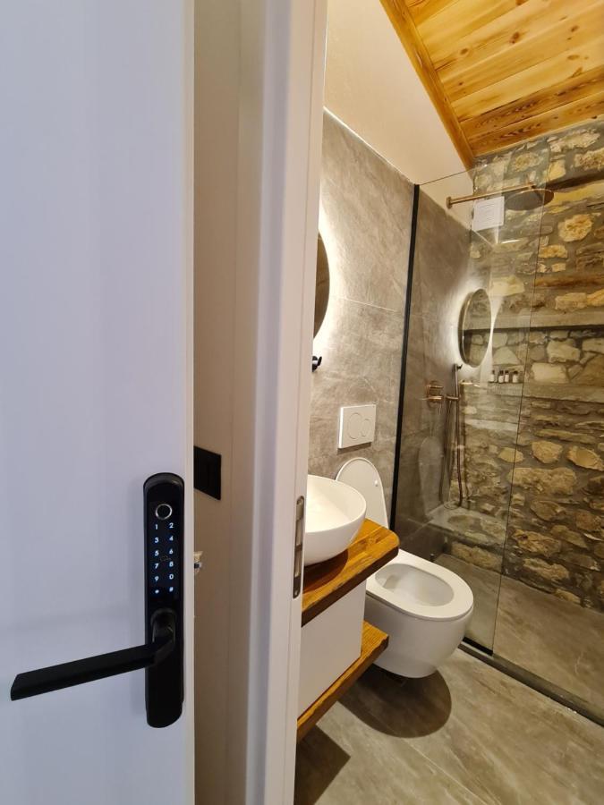 N'Gorice Hotel Берат Екстериор снимка